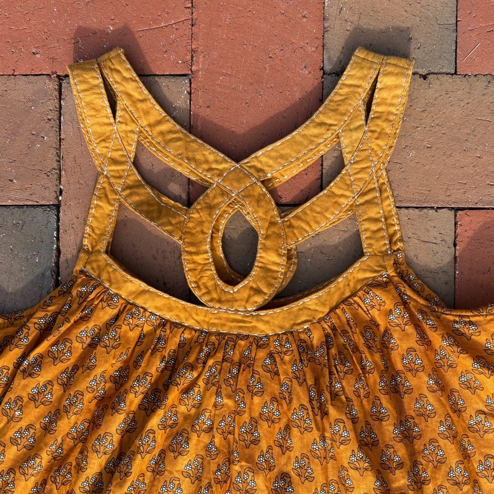 NWT Ochre Saffron Tank Top Gold World Market Boho Flowy Batik Bib Necklace Look - Picture 2 of 9